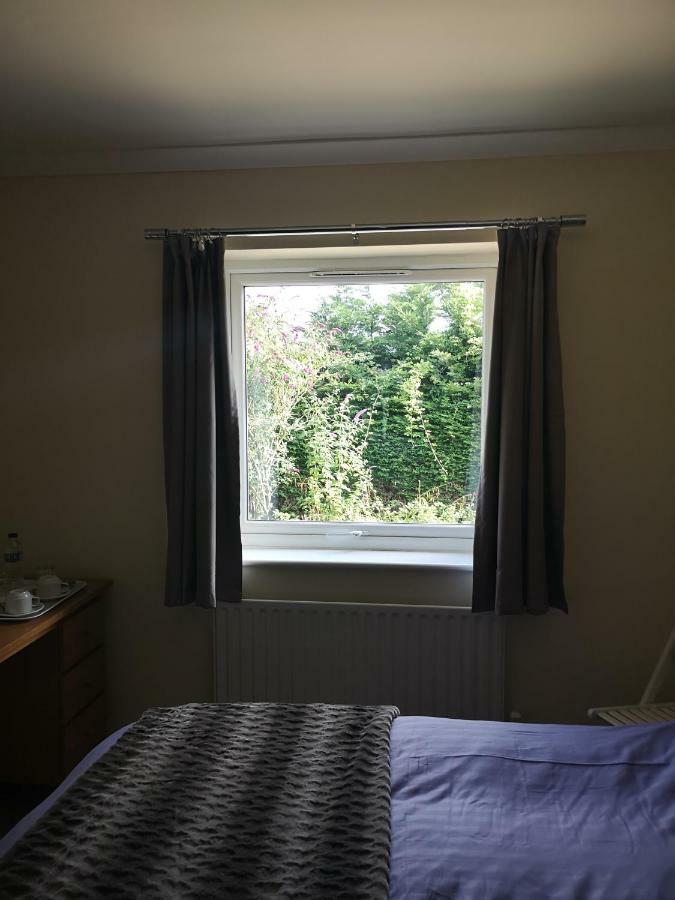 Honeysuckle Homestead Dinton  Kamer foto